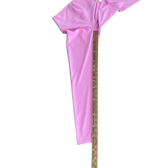 Sage Collective Women's Pink Straight Leg Cropped Legging Size Small - Picture 2 of 4